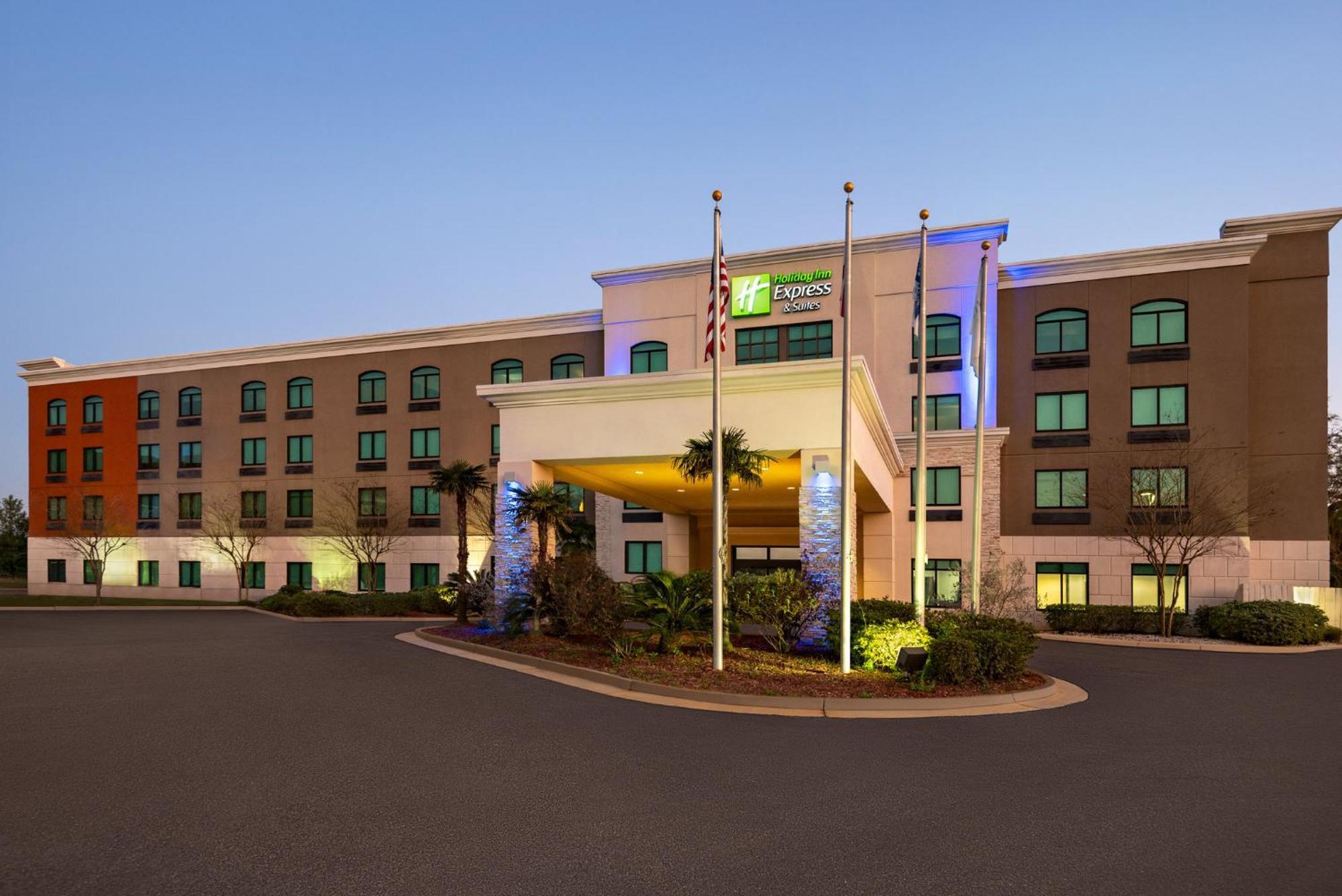 Holiday Inn Express & Suites Mobile West I-10 By Ihg Tillmans Corner Exterior foto
